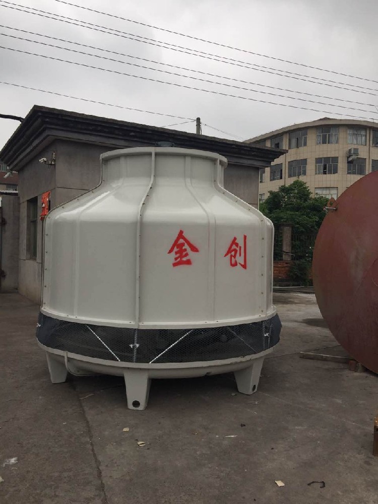 金創(chuàng  )牌玻璃鋼逆流式圓型冷卻塔